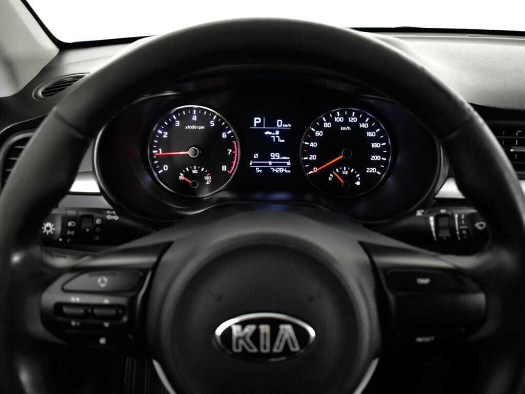 Kia Rio с пробегом — 2018 год. Фото: #10