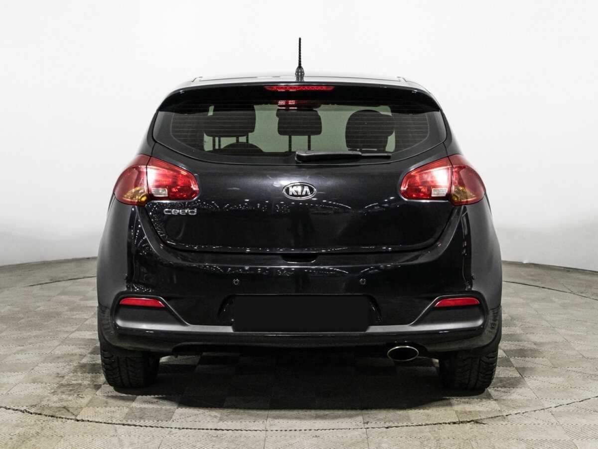 Kia Ceed с пробегом — 2015 год. Фото: #5