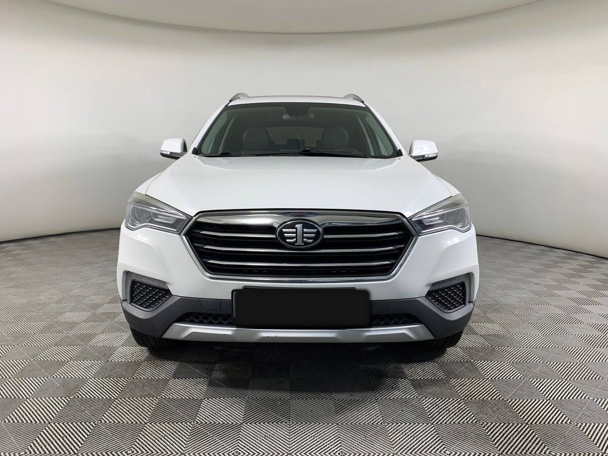 FAW Besturn X80 с пробегом — 2018 год. Фото: #1