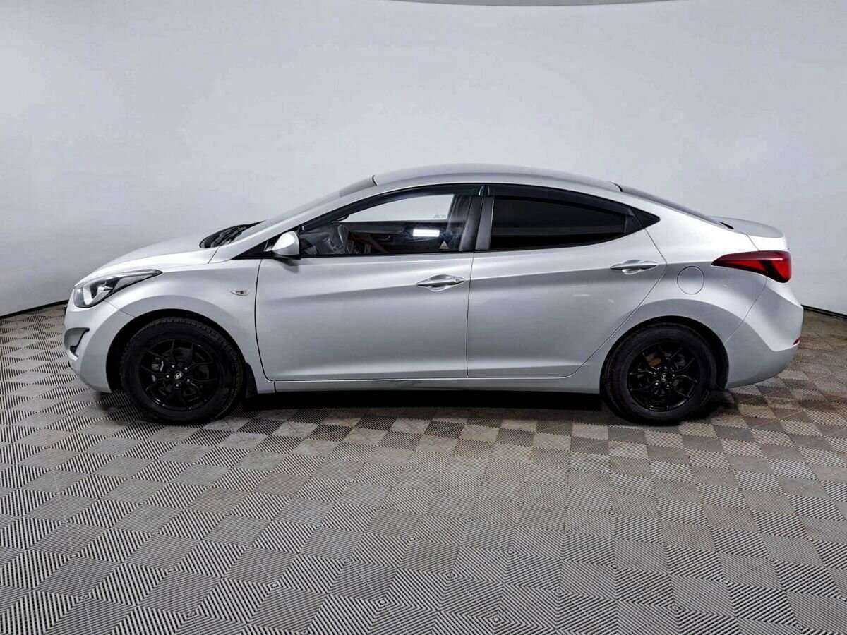Hyundai Elantra с пробегом — 2015 год. Фото: #7
