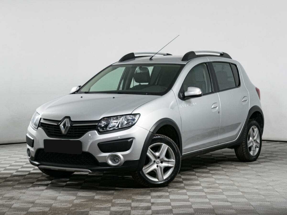 Renault Sandero с пробегом — 2017 год. Посмотреть фото