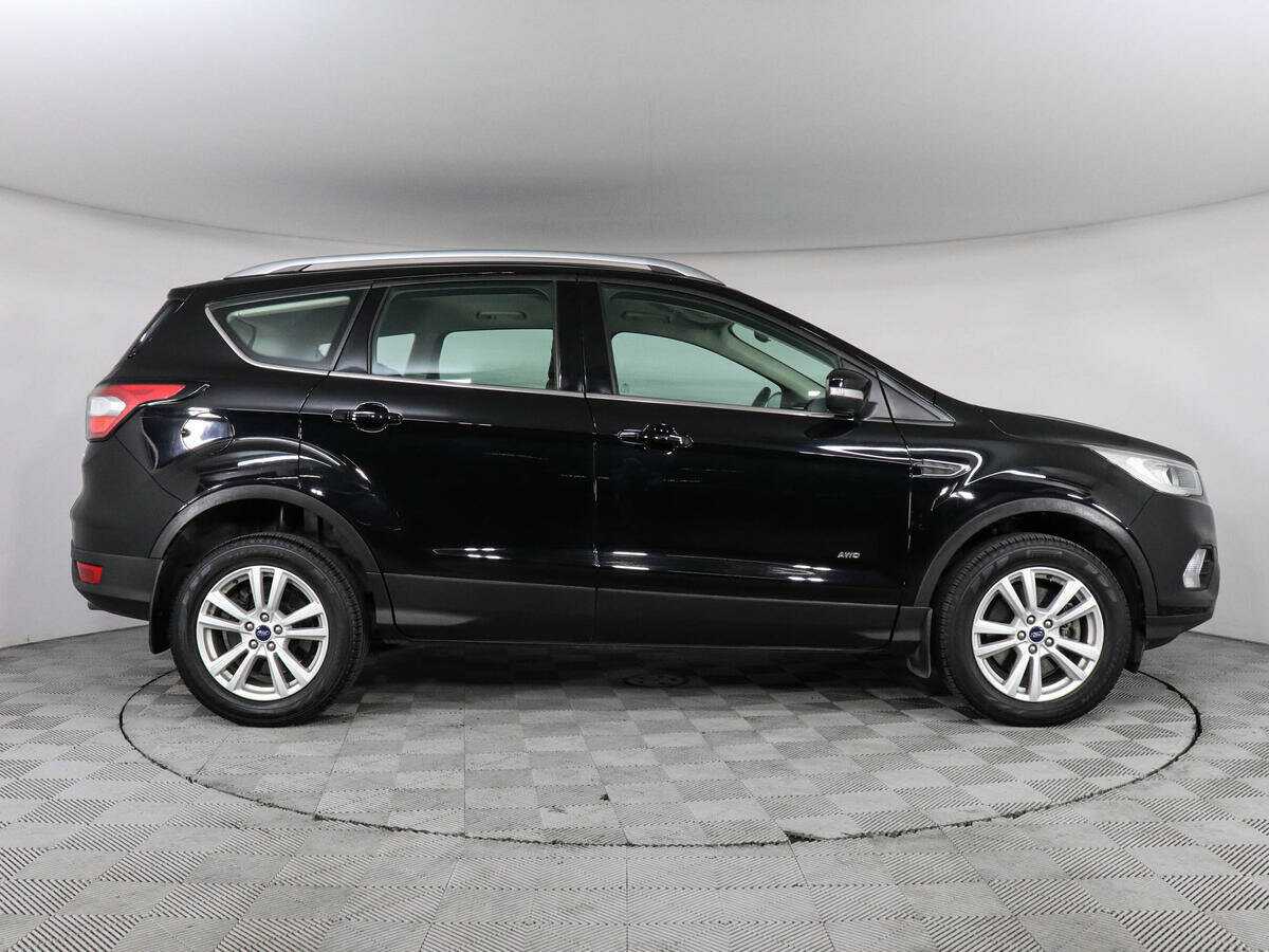 Ford Kuga с пробегом — 2019 год. Фото: #3