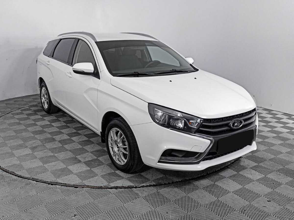 Lada (ВАЗ) Vesta с пробегом — 2021 год. Фото: #2