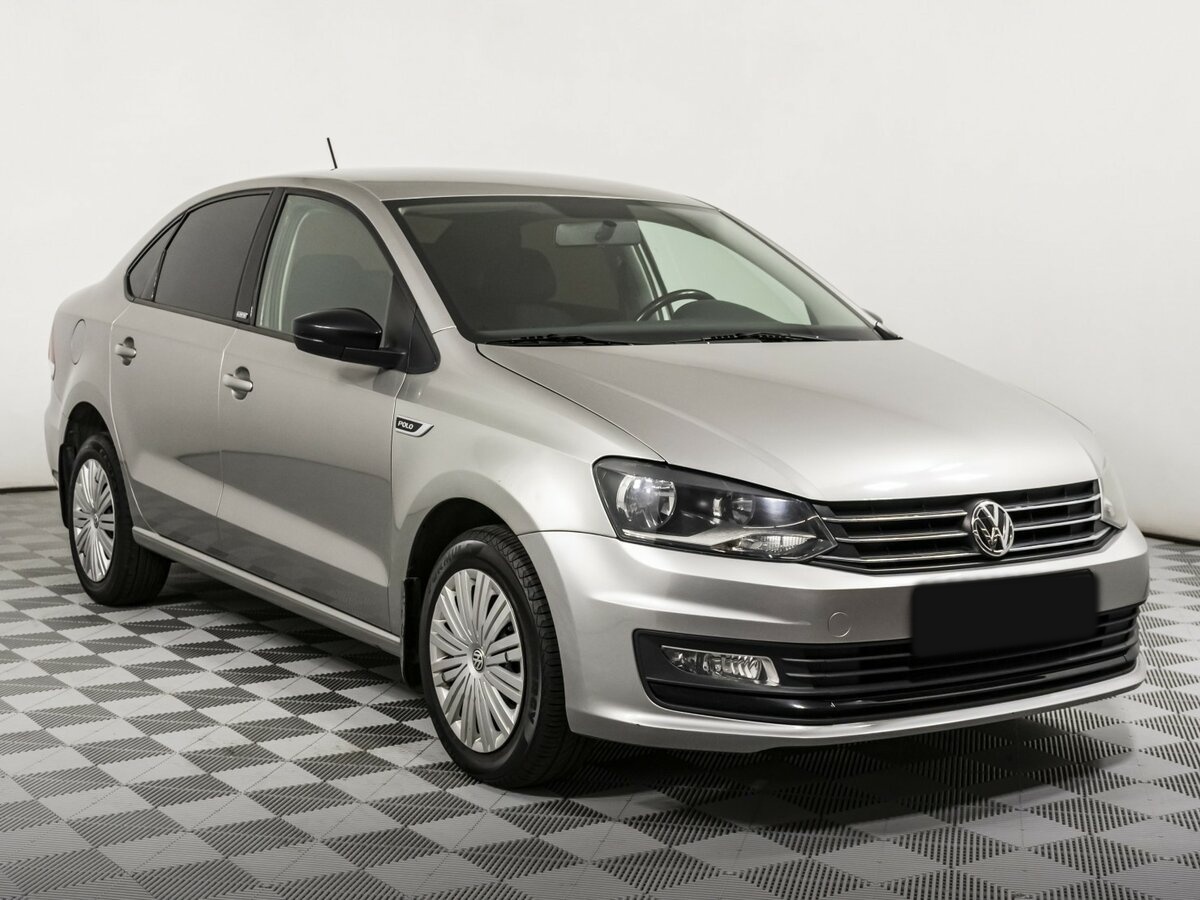 Volkswagen Polo с пробегом — 2018 год. Фото: #2