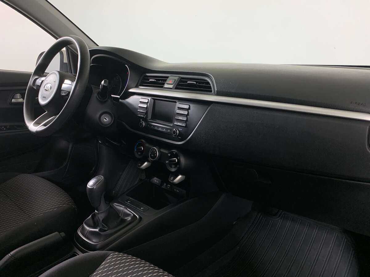 Kia Rio с пробегом — 2019 год. Фото: #10