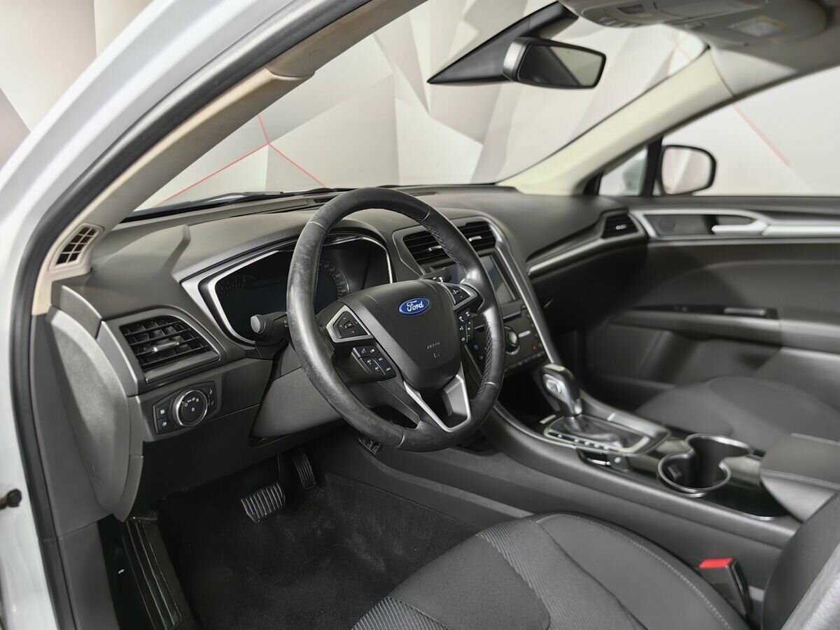 Ford Mondeo с пробегом — 2017 год. Фото: #13