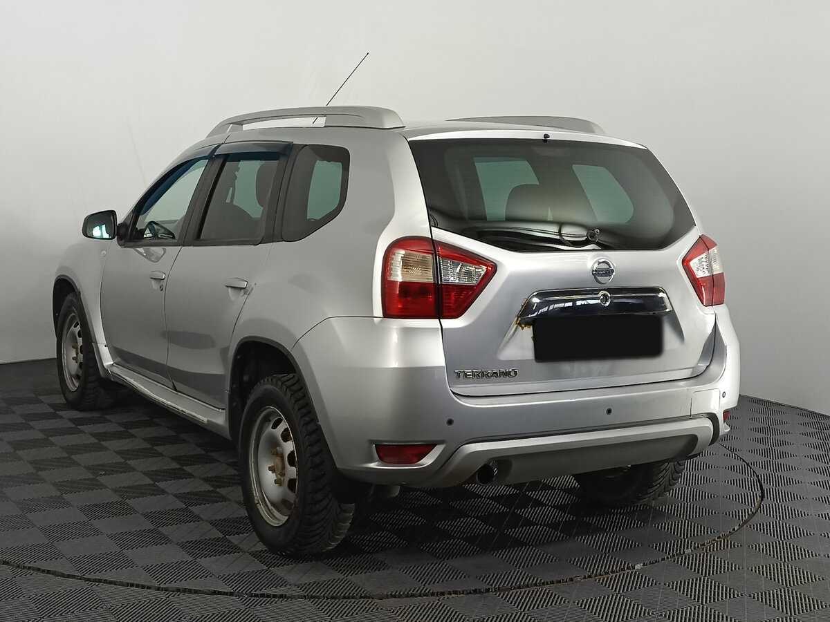 Nissan Terrano с пробегом — 2015 год. Фото: #5