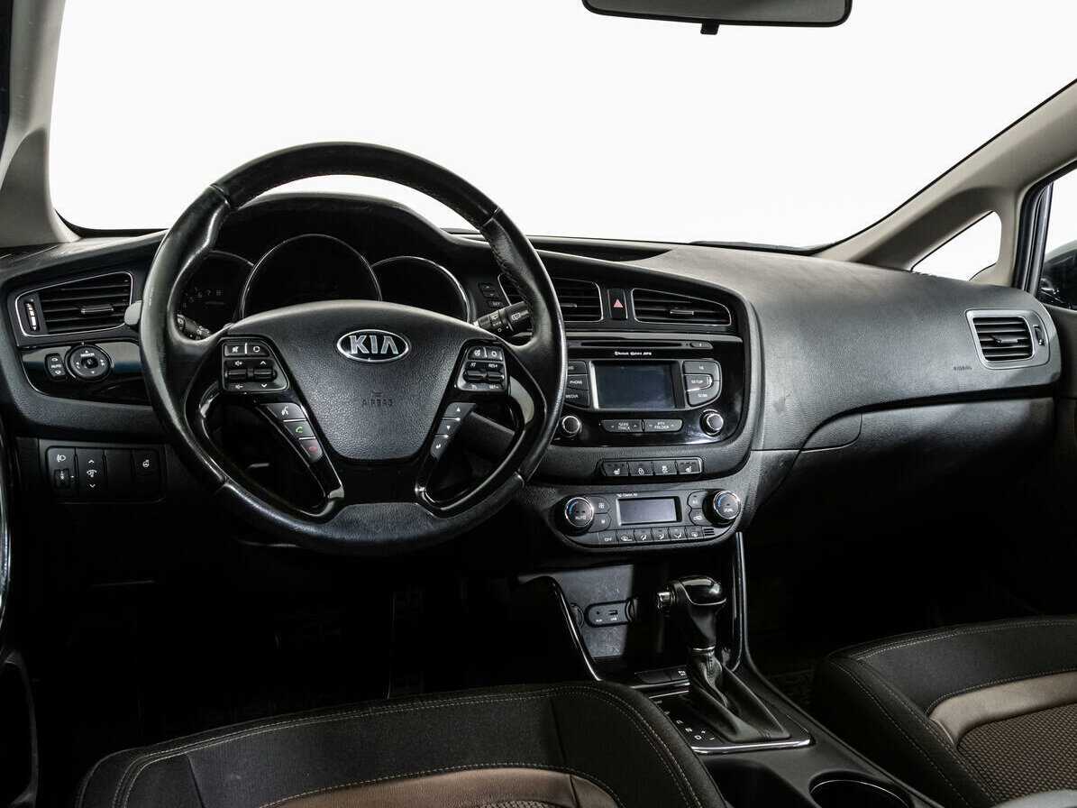 Kia Ceed с пробегом — 2014 год. Фото: #8