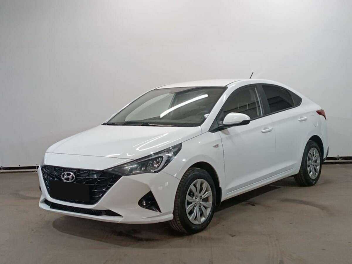 Hyundai Solaris с пробегом — 2022 год. Посмотреть фото