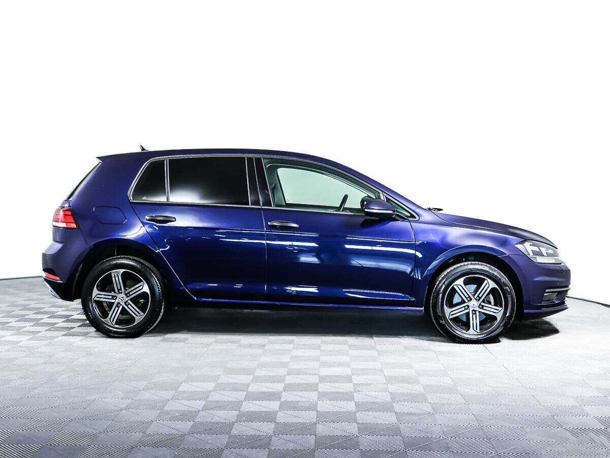 Volkswagen Golf с пробегом — 2018 год. Фото: #2