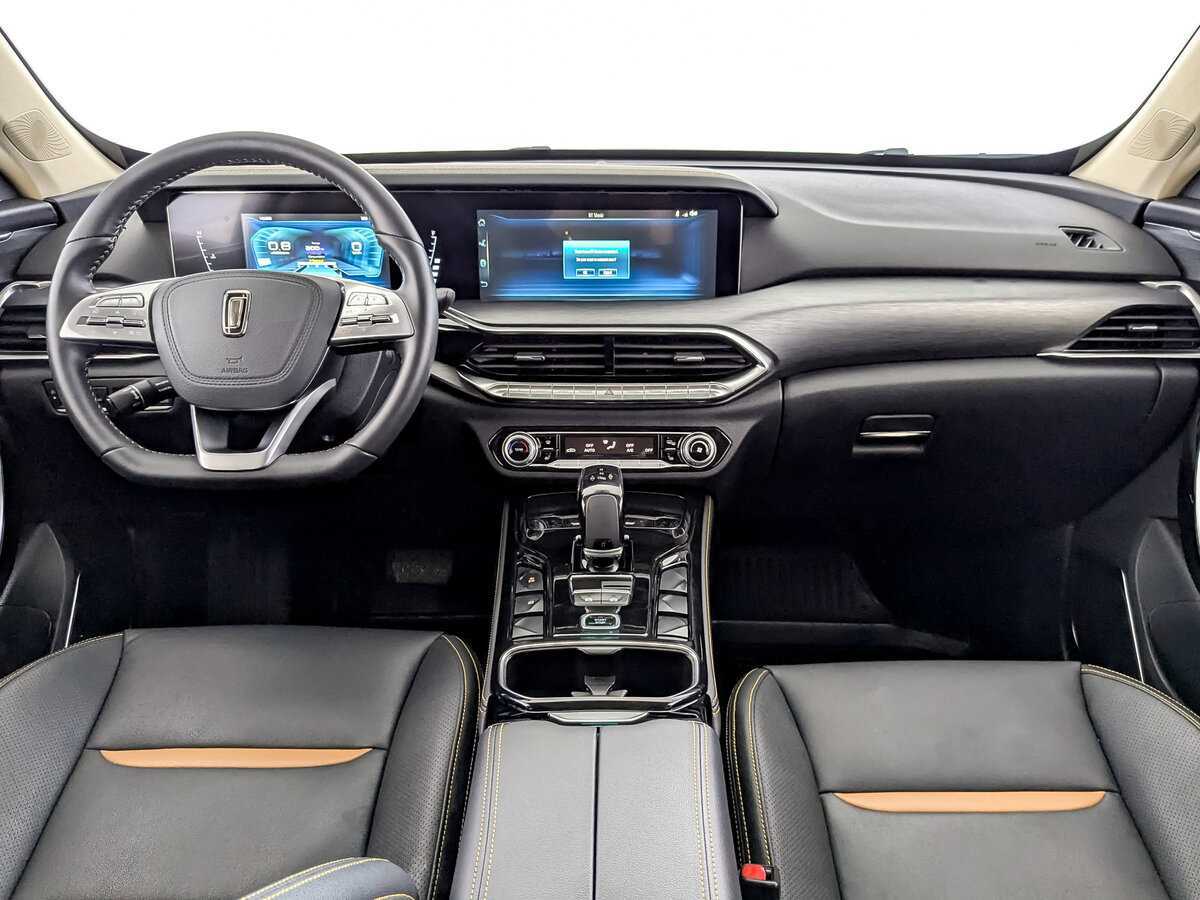 FAW Bestune T77 с пробегом — 2021 год. Фото: #11