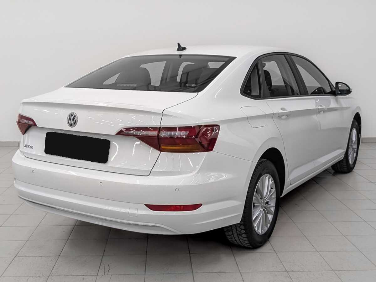 Volkswagen Jetta с пробегом — 2020 год. Фото: #4