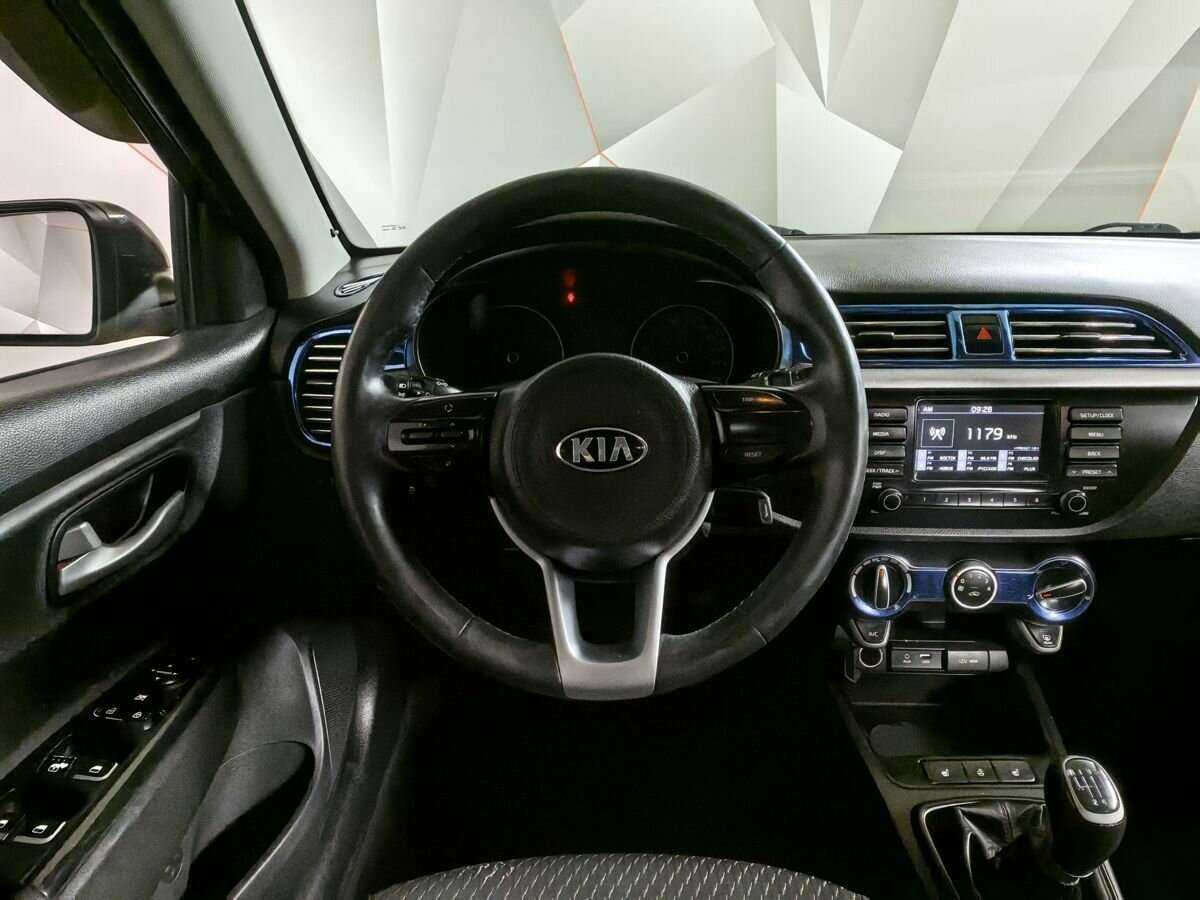 Kia Rio с пробегом — 2017 год. Фото: #14