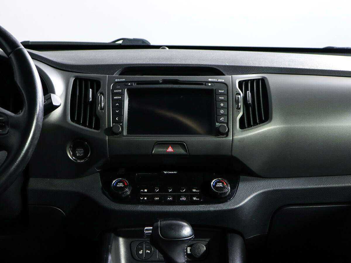Kia Sportage с пробегом — 2012 год. Фото: #7