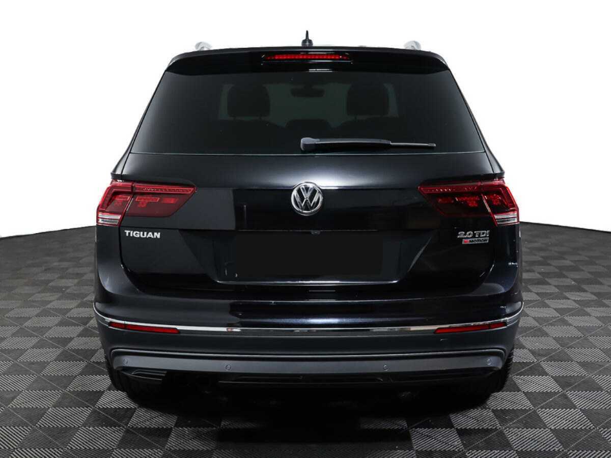Volkswagen Tiguan с пробегом — 2018 год. Фото: #5
