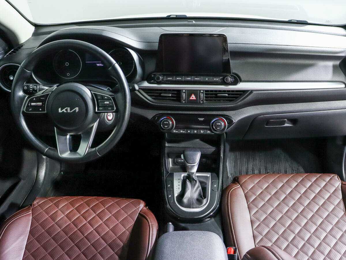 Kia Cerato с пробегом — 2021 год. Фото: #11