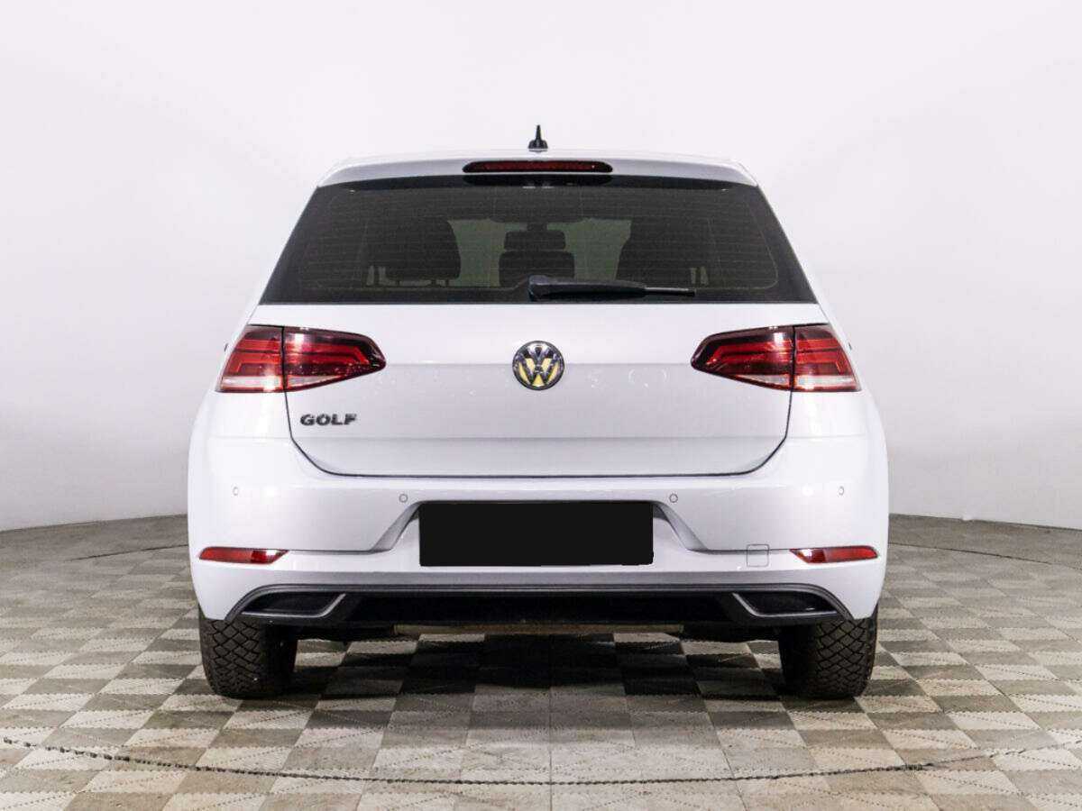 Volkswagen Golf с пробегом — 2018 год. Фото: #5