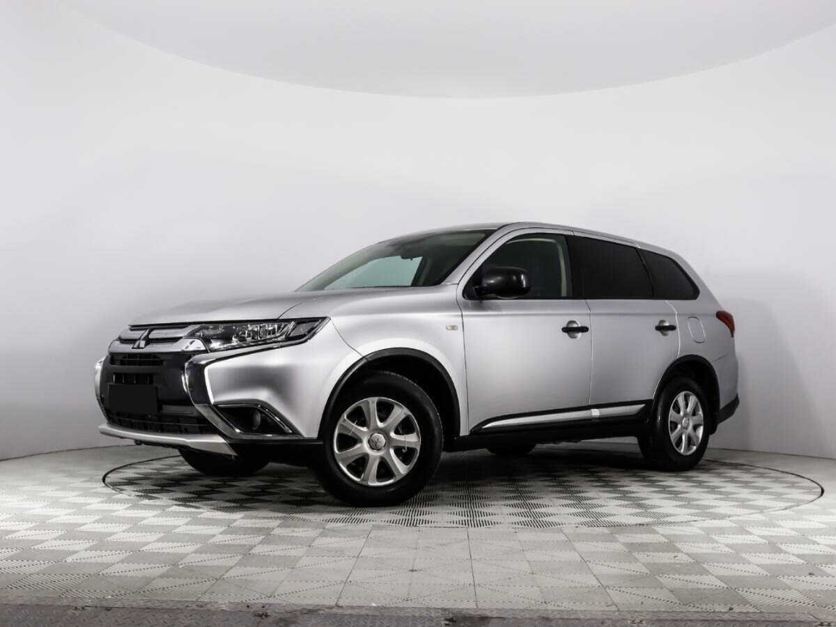 Mitsubishi Outlander с пробегом — 2018 год. Фото: #0