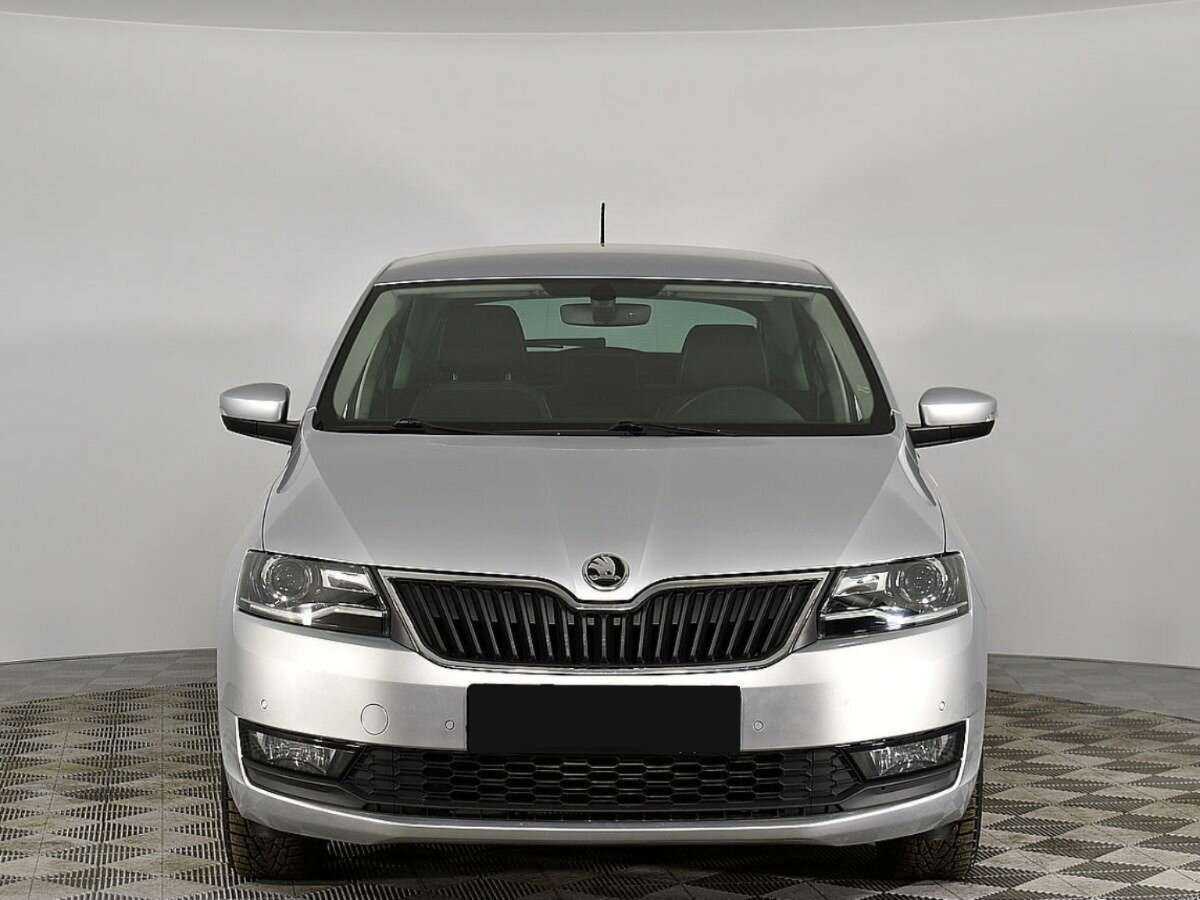 Skoda Rapid с пробегом — 2019 год. Фото: #2