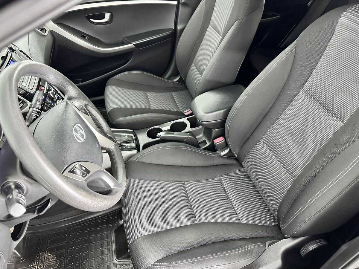 Hyundai i30 с пробегом — 2014 год. Фото: #7