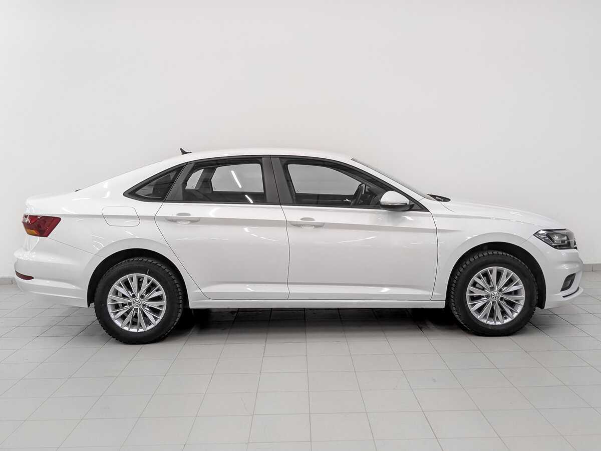 Volkswagen Jetta с пробегом — 2020 год. Фото: #3