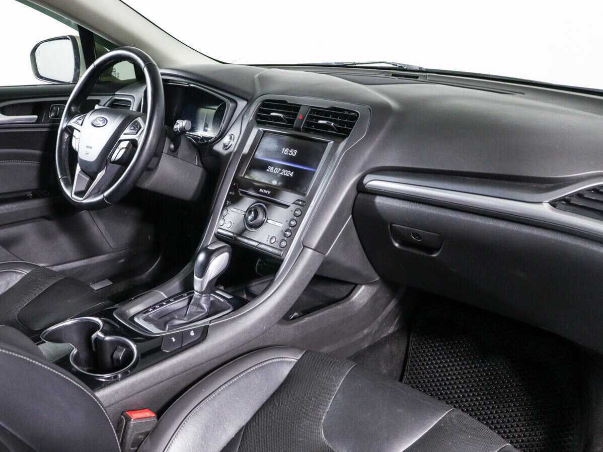 Ford Mondeo с пробегом — 2015 год. Фото: #7