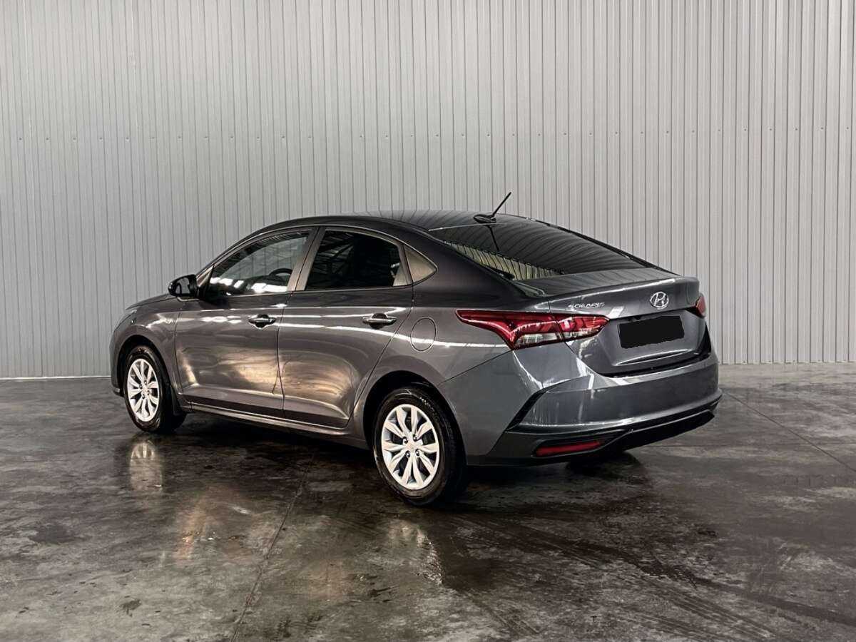 Hyundai Solaris с пробегом — 2021 год. Фото: #6