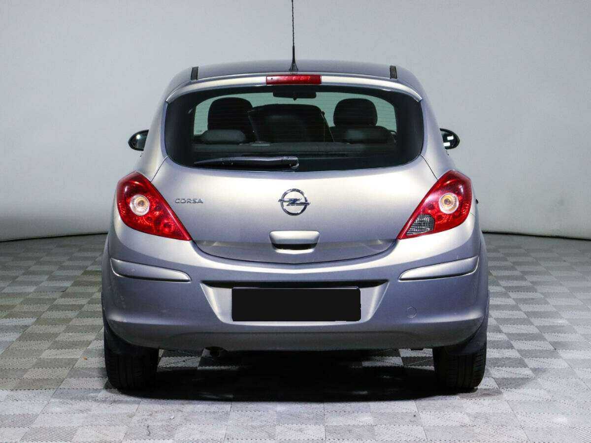 Opel Corsa с пробегом — 2012 год. Фото: #4
