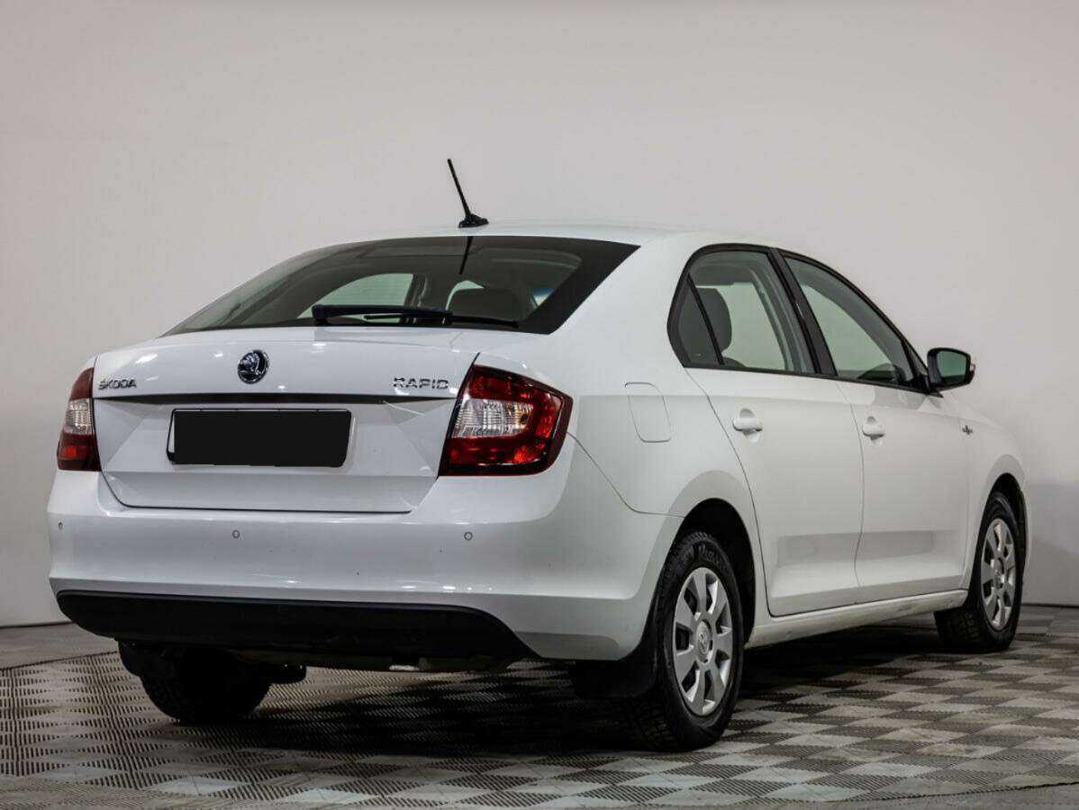 Skoda Rapid с пробегом — 2018 год. Фото: #3
