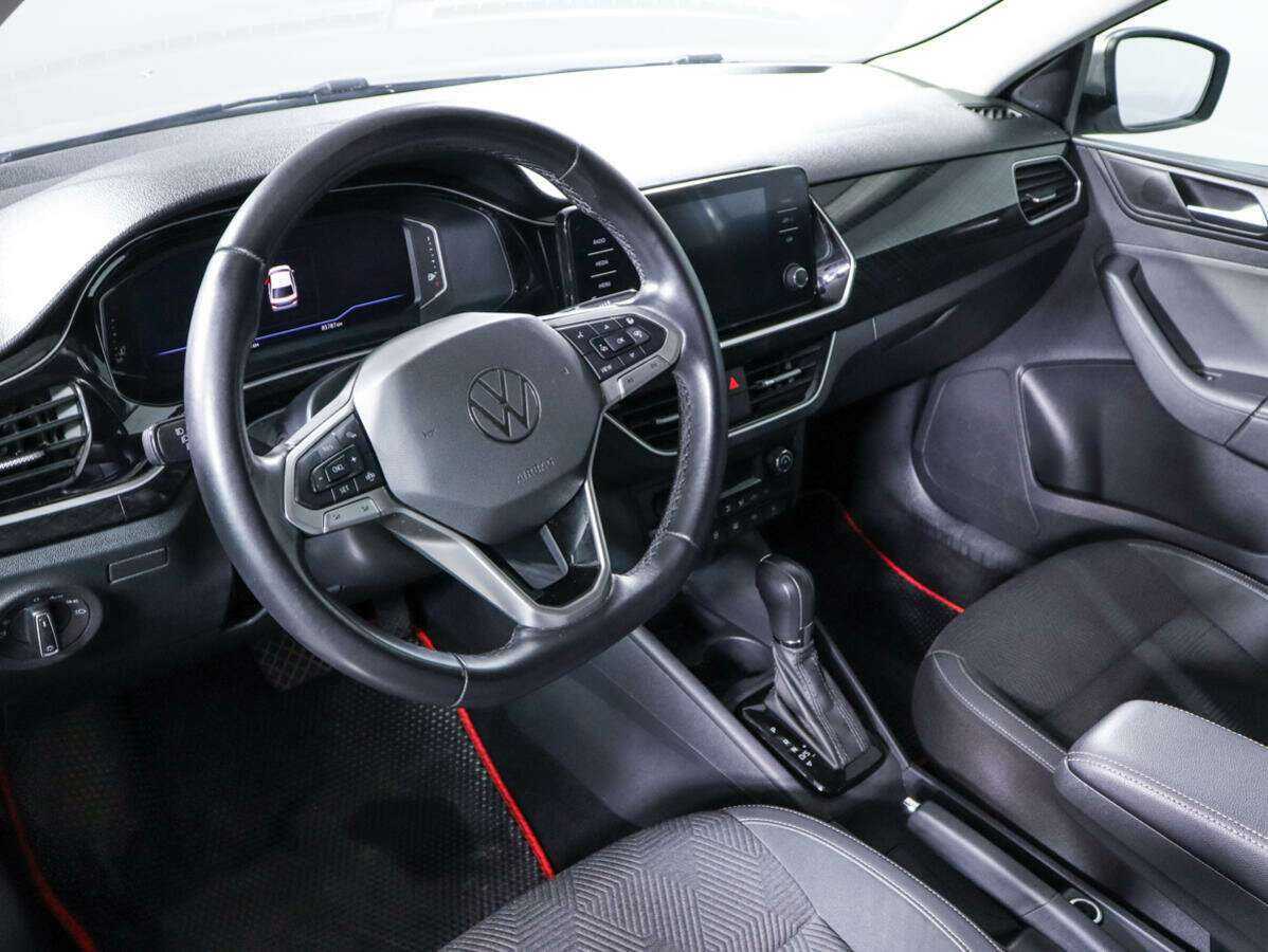Volkswagen Polo с пробегом — 2020 год. Фото: #11