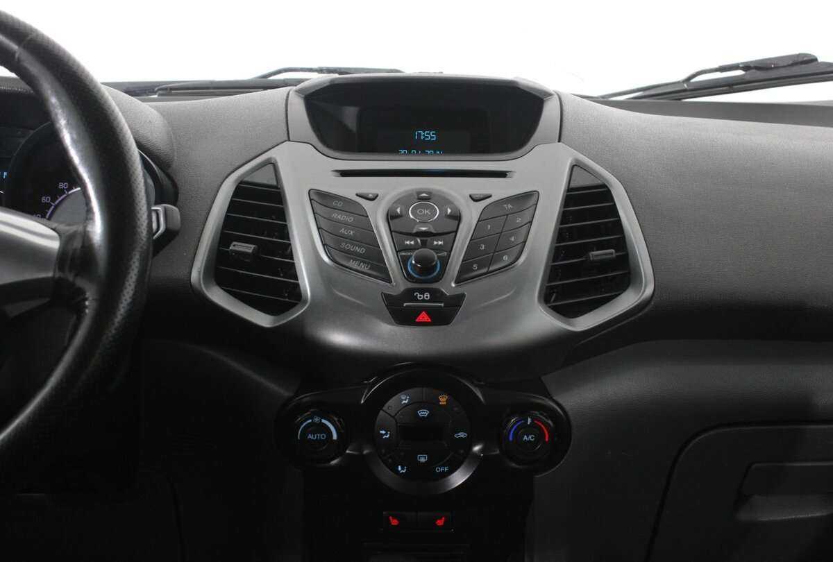 Ford EcoSport с пробегом — 2015 год. Фото: #11