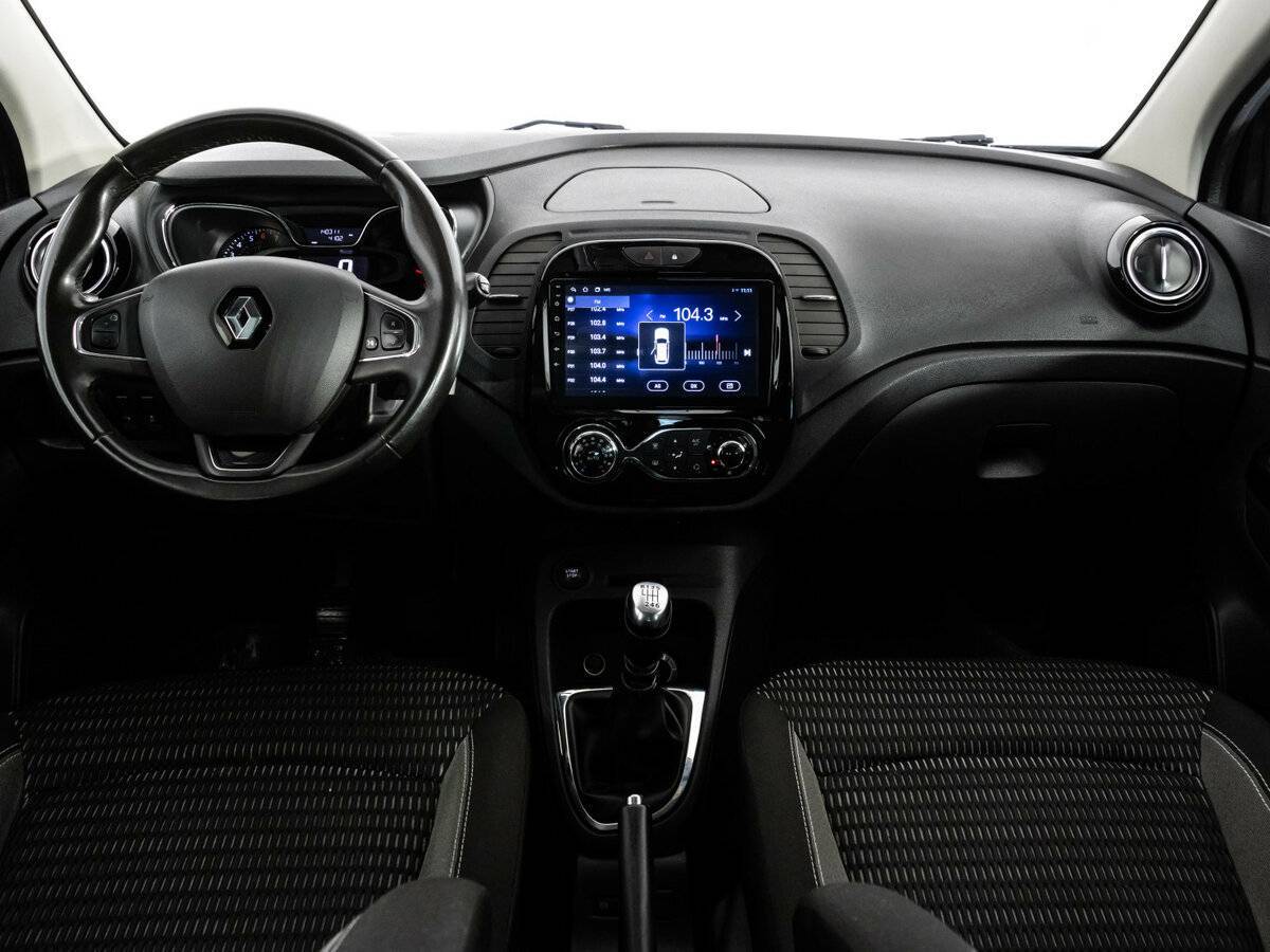 Renault Kaptur с пробегом — 2018 год. Фото: #9