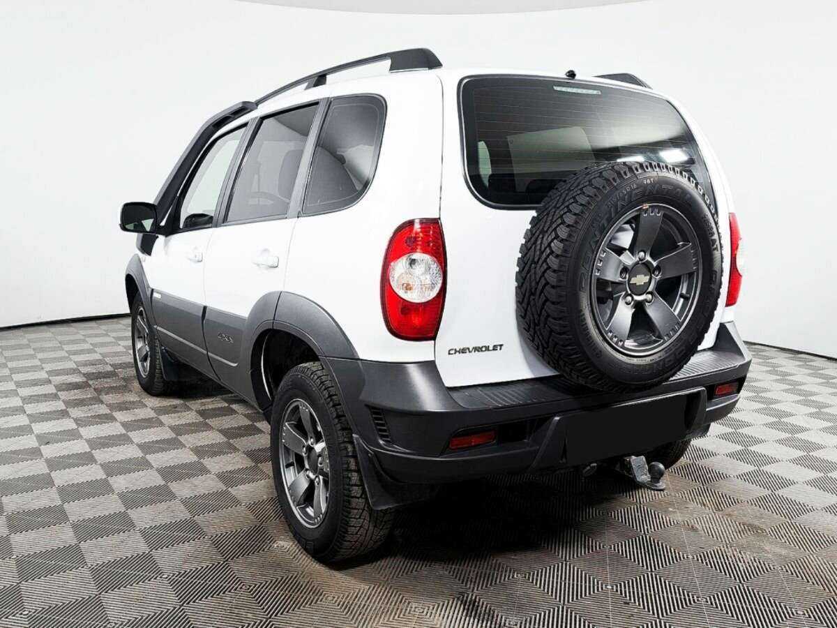 Chevrolet Niva с пробегом — 2017 год. Фото: #5