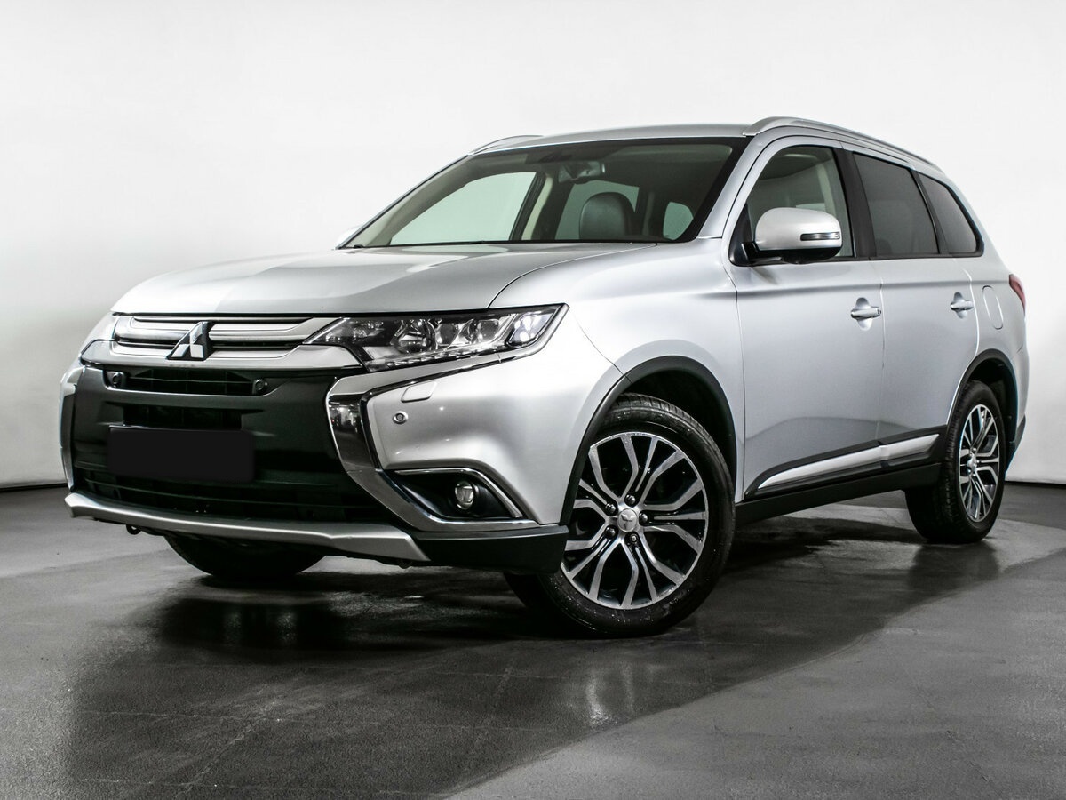 Mitsubishi Outlander с пробегом — 2017 год. Фото: #0