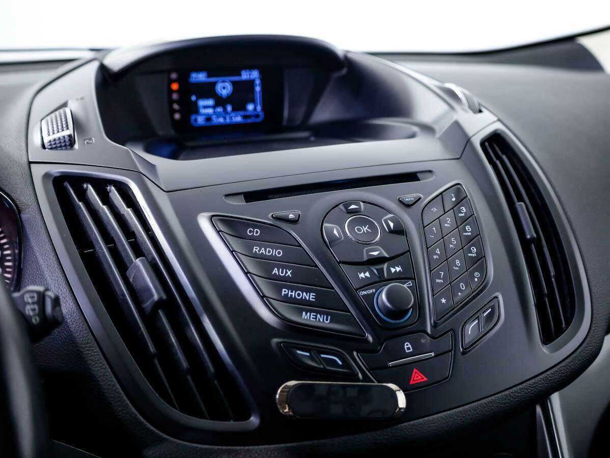Ford Kuga с пробегом — 2013 год. Фото: #13