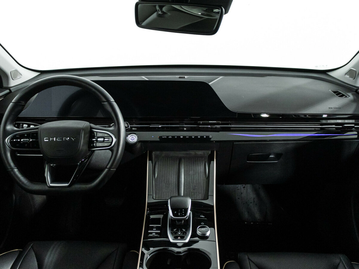 OMODA C5 с пробегом — 2023 год. Фото: #11