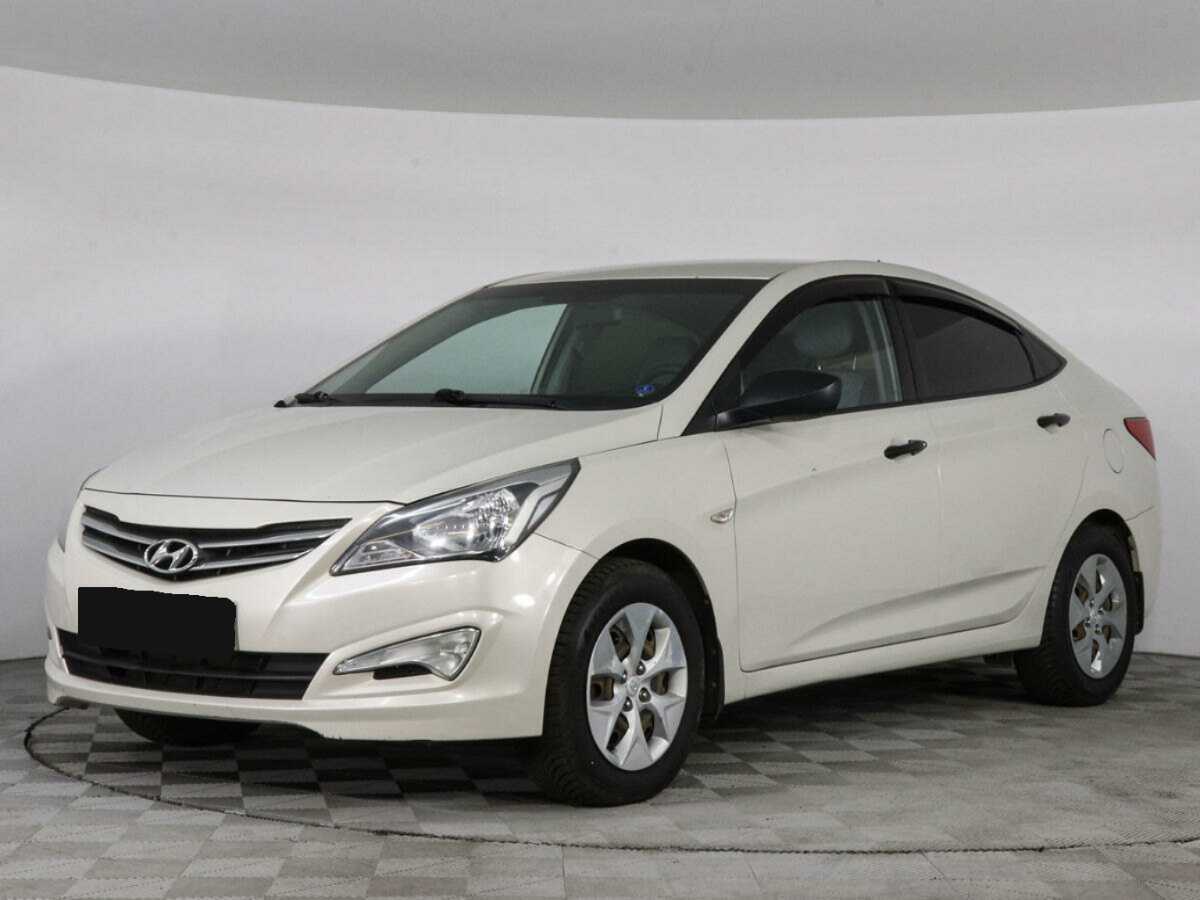 Hyundai Solaris с пробегом — 2015 год. Посмотреть фото