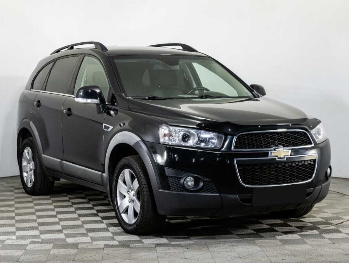 Chevrolet Captiva с пробегом — 2012 год. Фото: #2