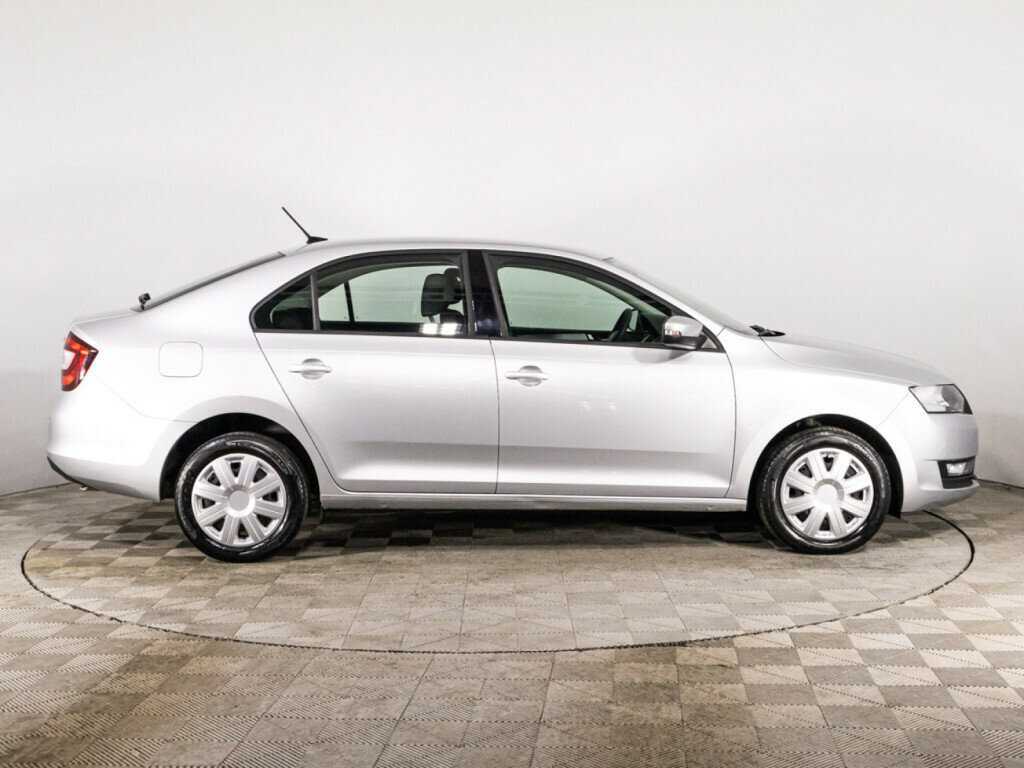 Skoda Rapid с пробегом — 2018 год. Фото: #3