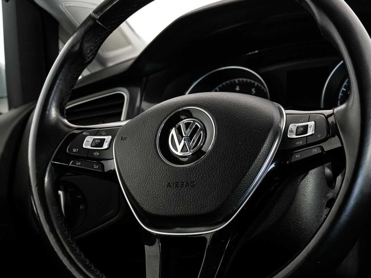 Volkswagen Golf с пробегом — 2018 год. Фото: #10