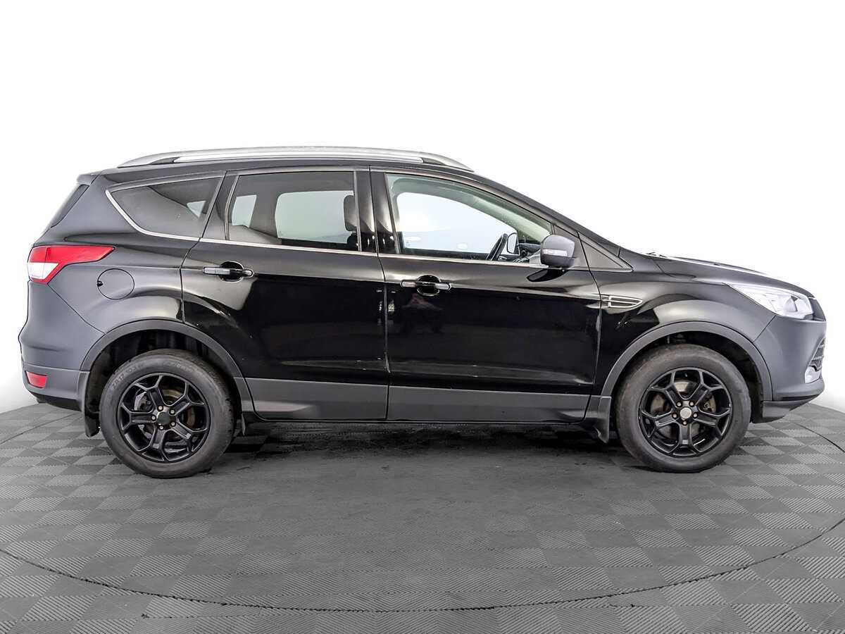 Ford Kuga с пробегом — 2016 год. Фото: #3