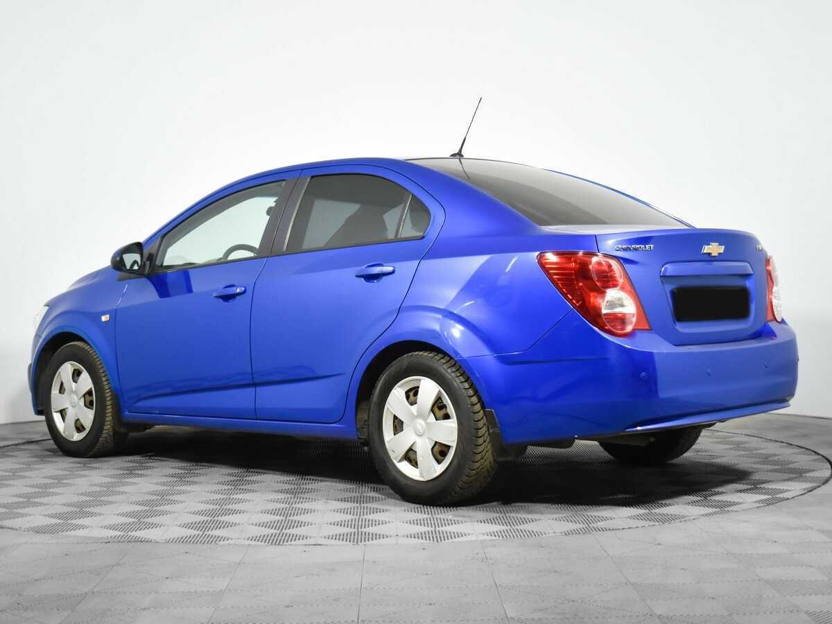 Chevrolet Aveo с пробегом — 2012 год. Фото: #6