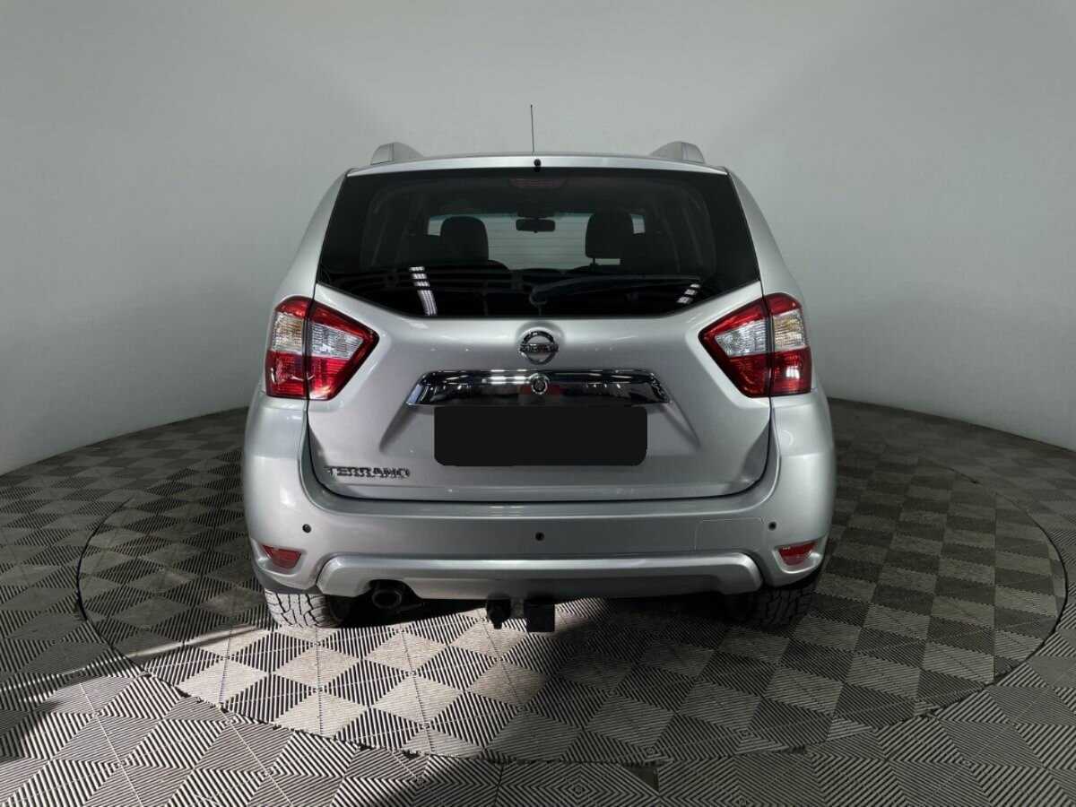 Nissan Terrano с пробегом — 2018 год. Фото: #2