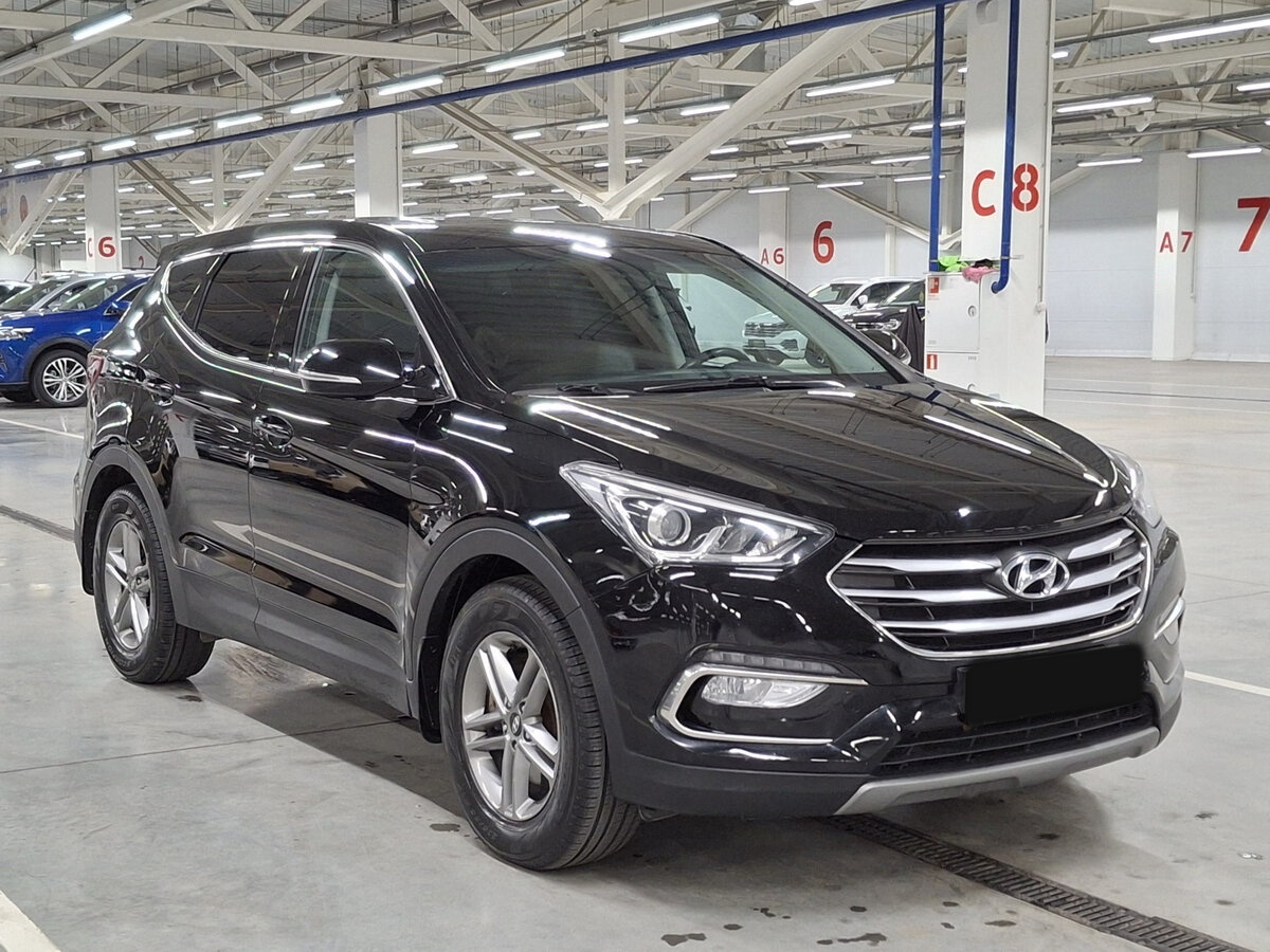 Hyundai Santa Fe с пробегом — 2018 год. Фото: #2