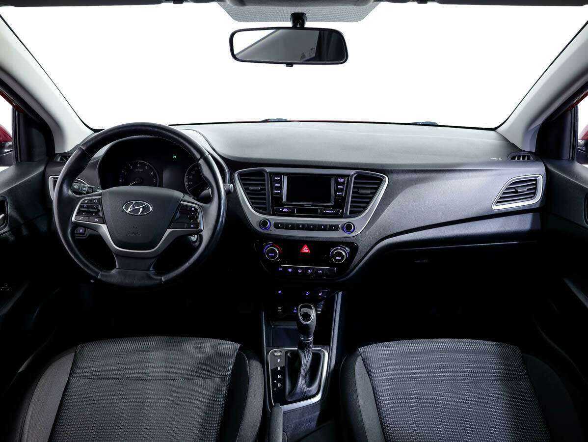 Hyundai Solaris с пробегом — 2017 год. Фото: #8