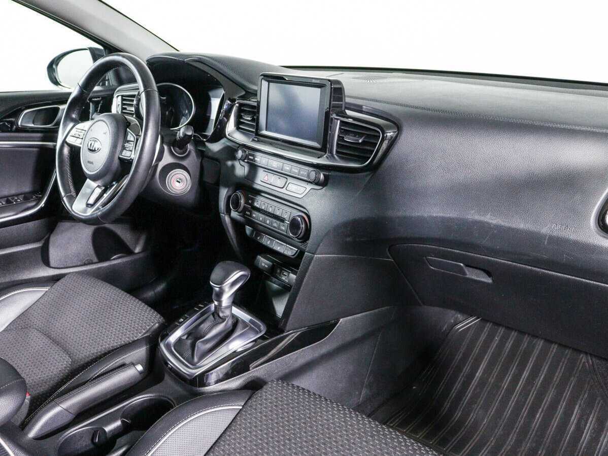 Kia Ceed с пробегом — 2018 год. Фото: #8