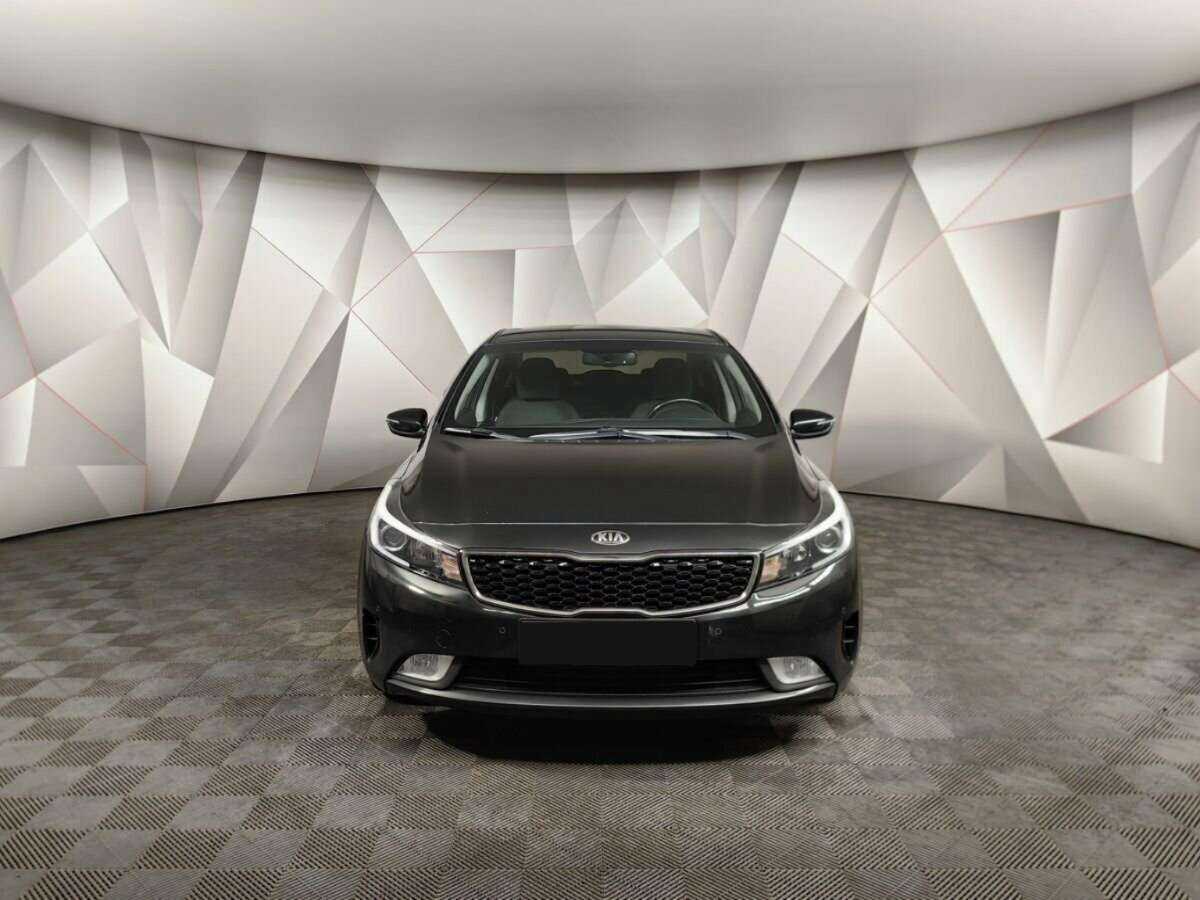 Kia Cerato с пробегом — 2018 год. Фото: #6