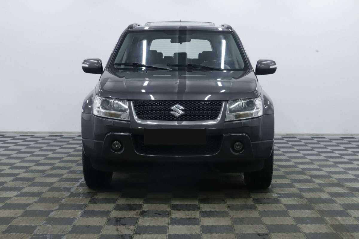 Suzuki Grand Vitara с пробегом — 2012 год. Фото: #4