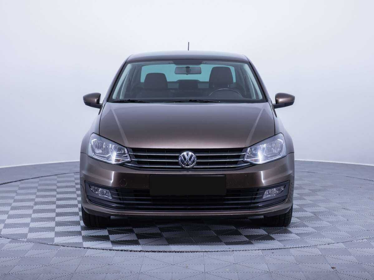 Volkswagen Polo с пробегом — 2019 год. Фото: #1