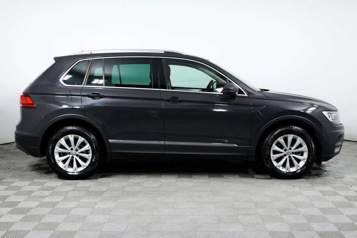Volkswagen Tiguan с пробегом — 2017 год. Фото: #3